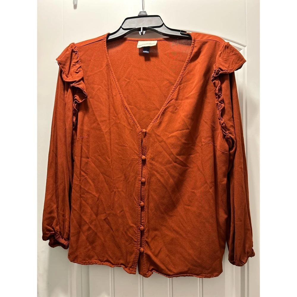 Women’s button blouse